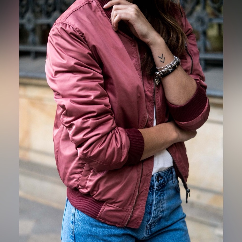 “Subdued” Bomber Jacket Women’s Satin Pink Full Zip Pockets Y2K - Size 4